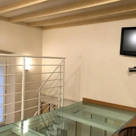 Apartment La Casina In Burlamacchi